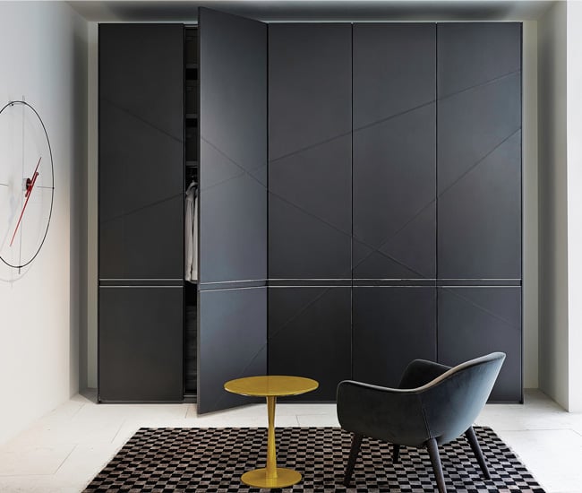 Sharp Wardrobe by Poliform