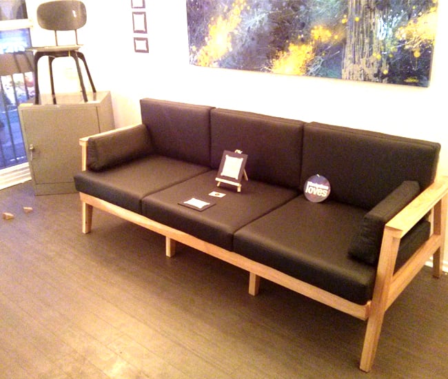DL-Web-DLloves-Jan24-751sofa