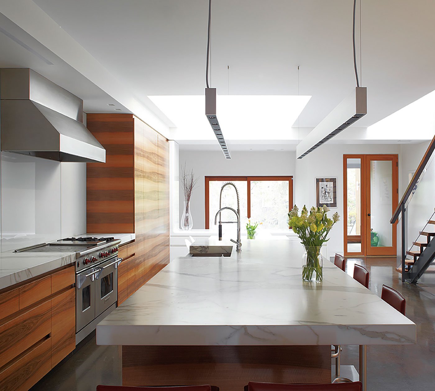 Hewitt Avenue House by Altius Architecture