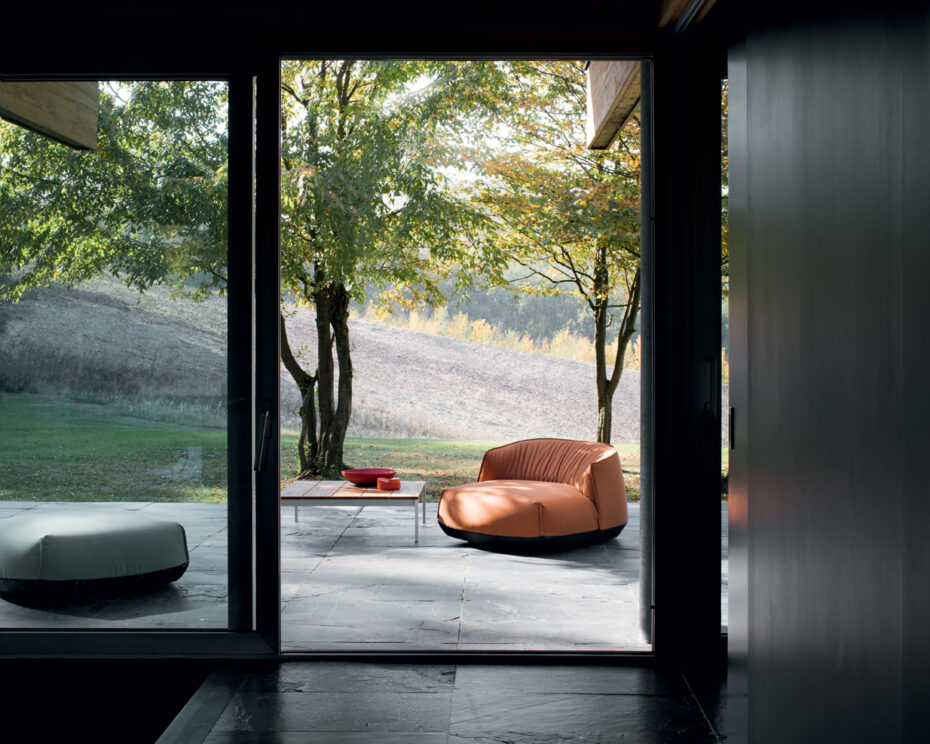 Kristalia Brioni Lounge Chair