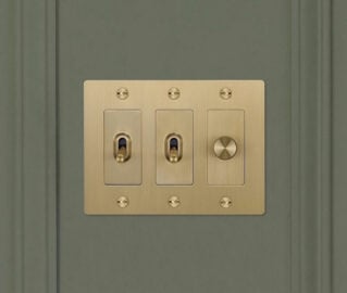 Casson Hardware