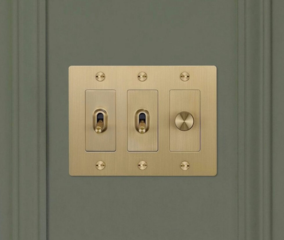 Casson Hardware