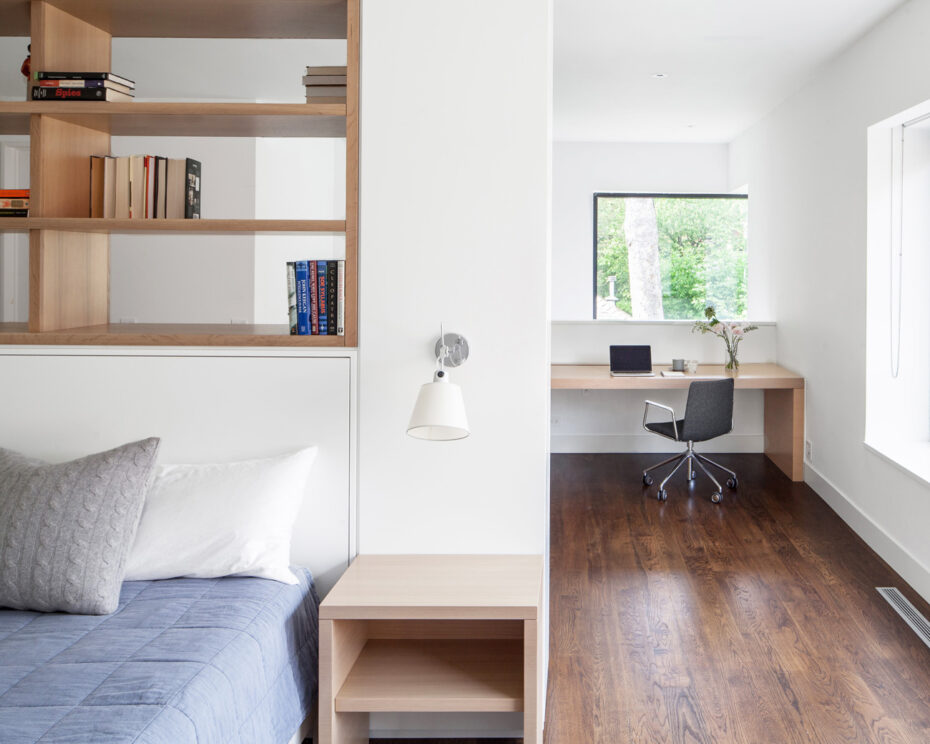 Coach house interiors design by architect Barbora Vokac Taylor