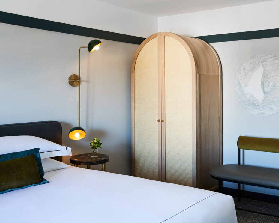 Kimpton Saint George hotel in Toronto