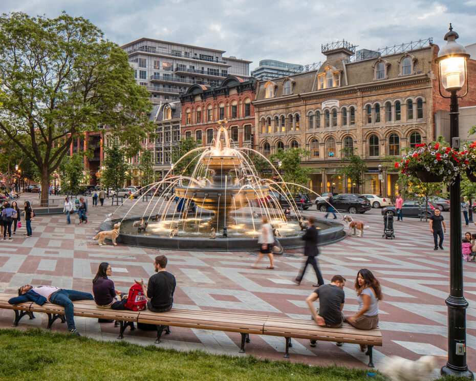 Dog fountain at berczy park toronto designlines alex bozikovic dog park toronto