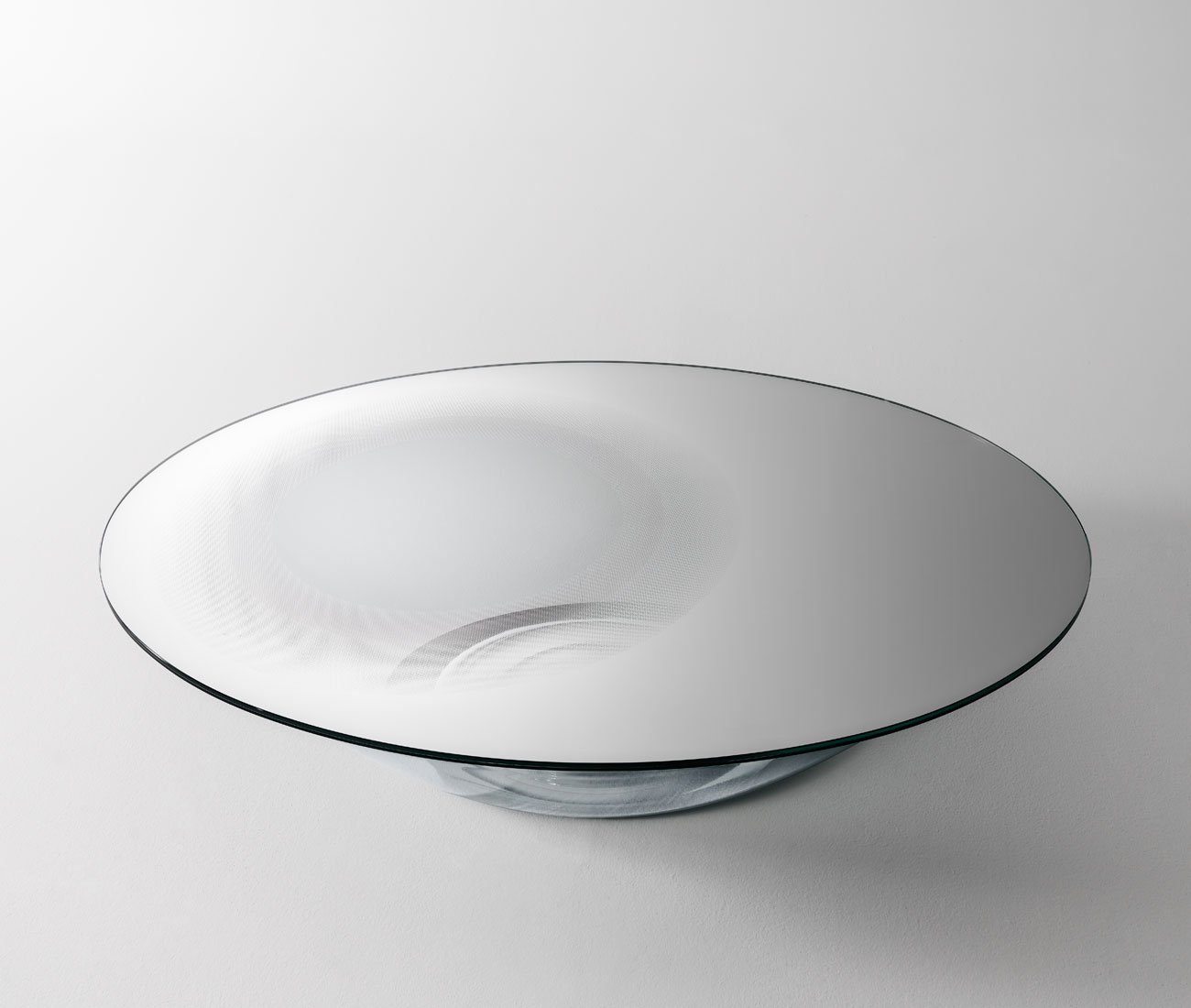 Nacre - Yabu Pushelberg