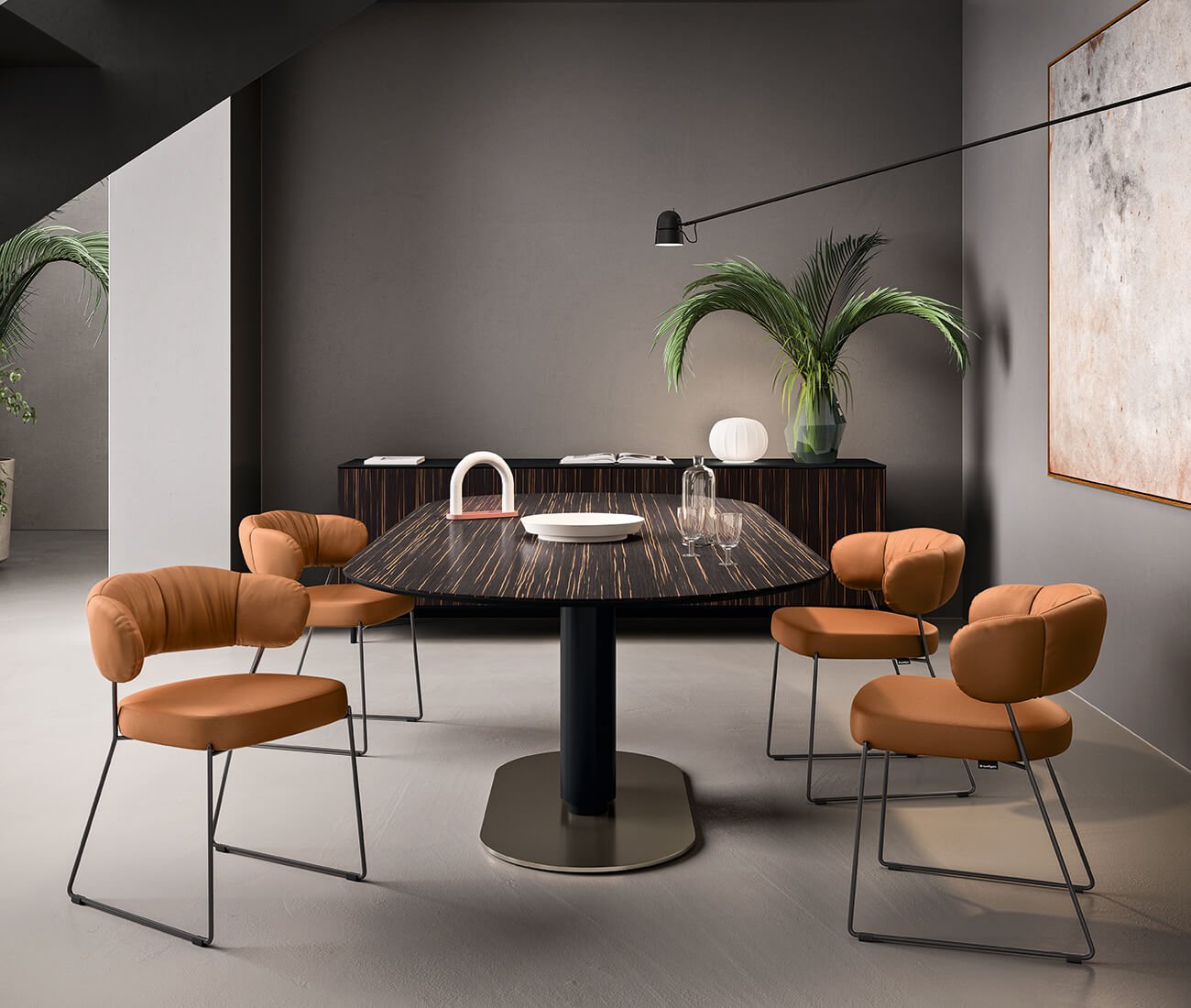 Dining table CAMEO by Italian furniture manufacturer Calligaris with Quadrotta chairs