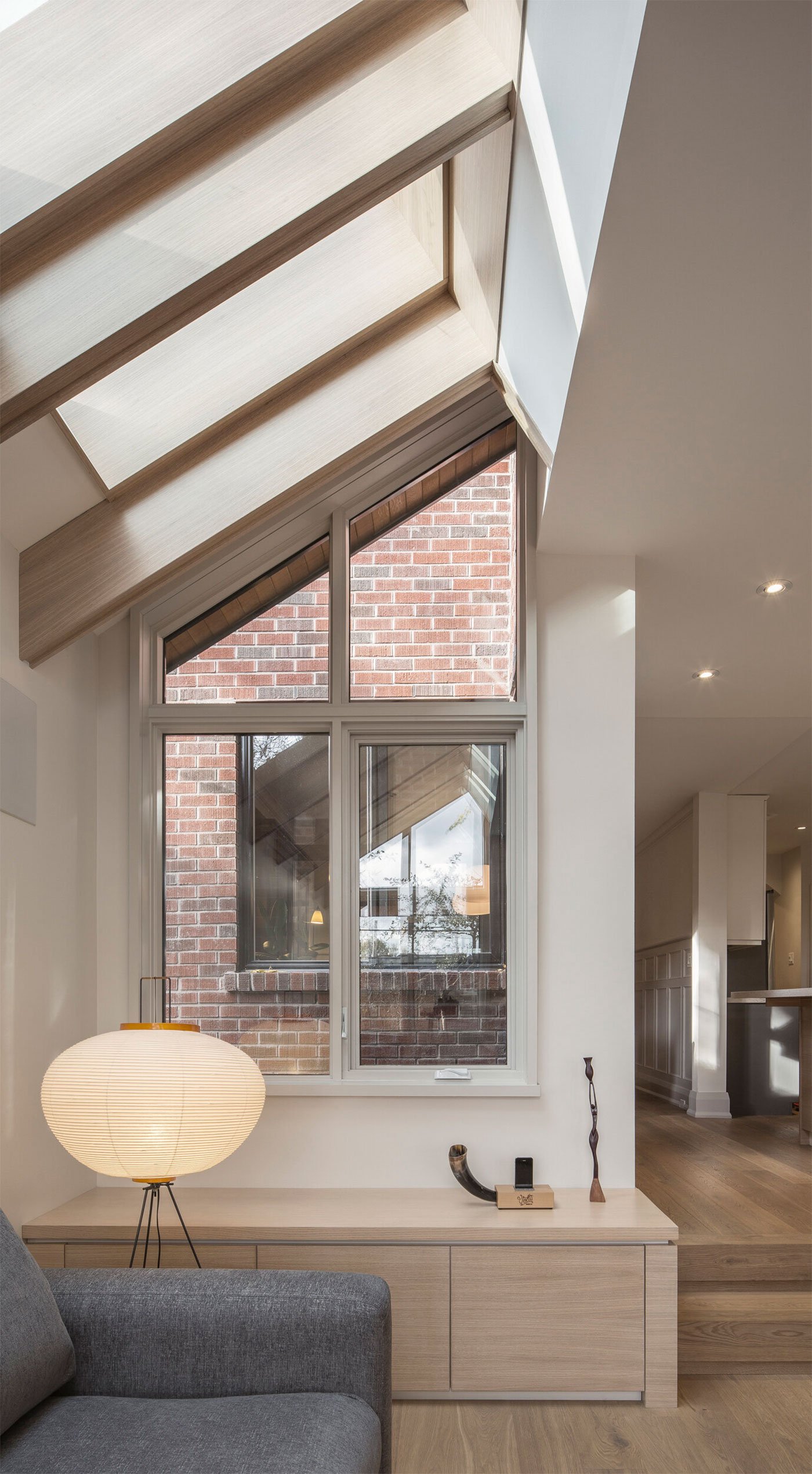Built in bench by Wayback Architects