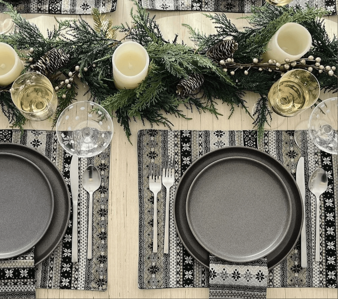 Holiday Tablescape, 2022