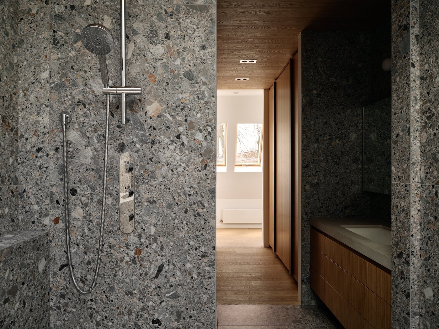 walk-in showers