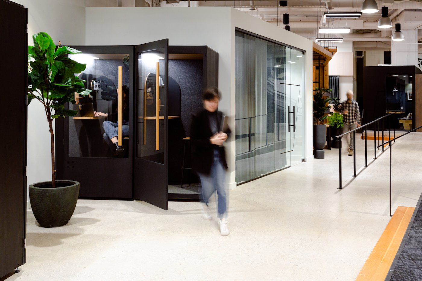 The Combine, Designlines