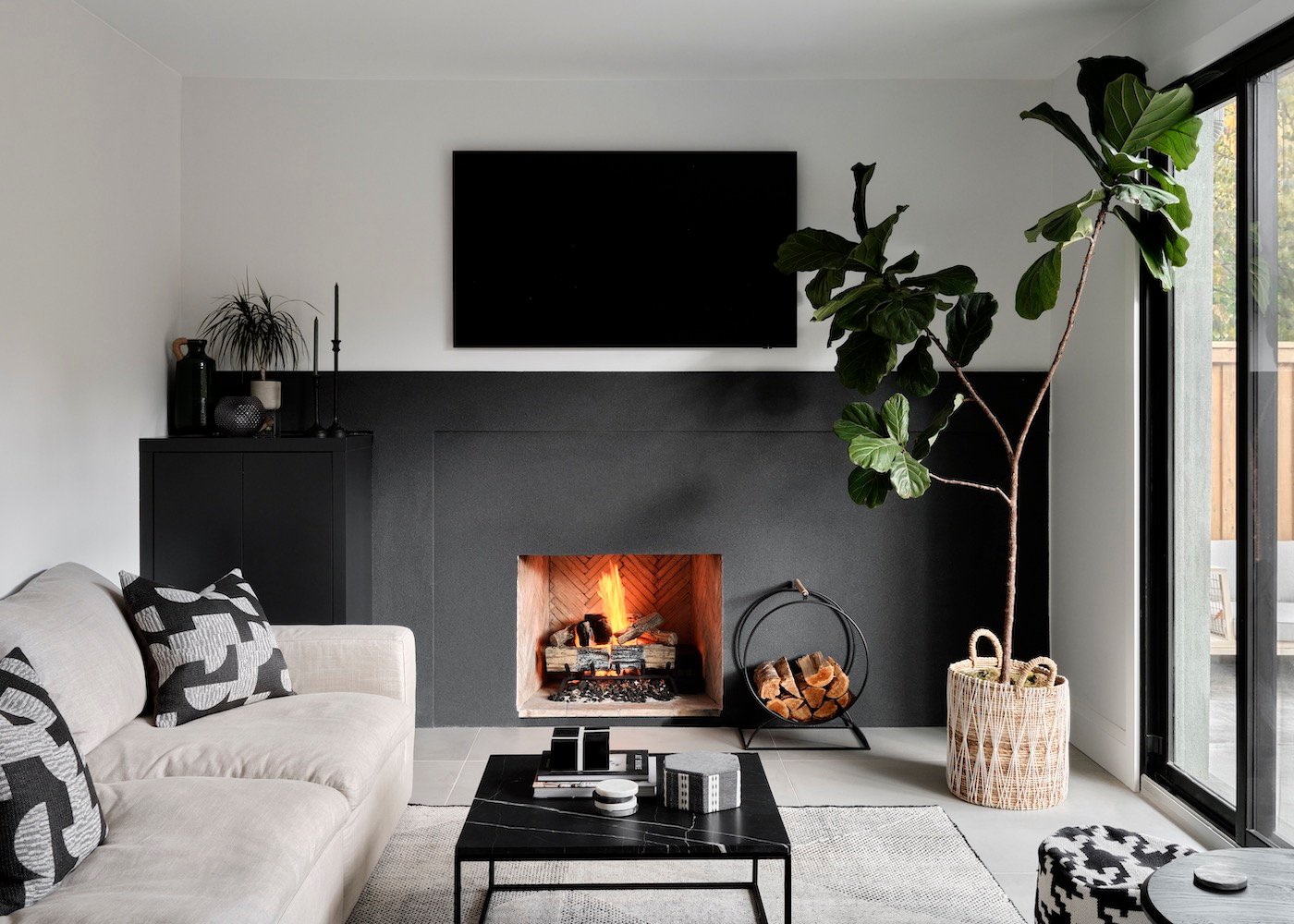 Mississauga Reno Living Room with Fireplace