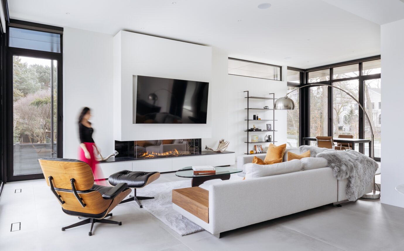 183 Donessle Drive, Oakville home - SMPL Design studio