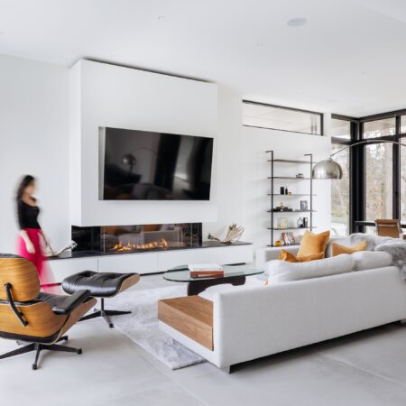 183 Donessle Drive, Oakville home - SMPL Design studio